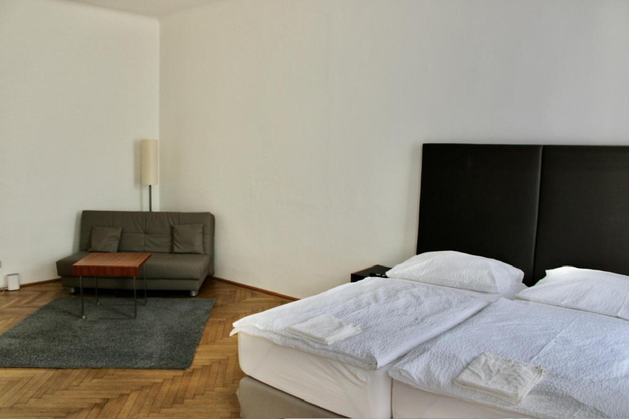 24h Check-in Apartment